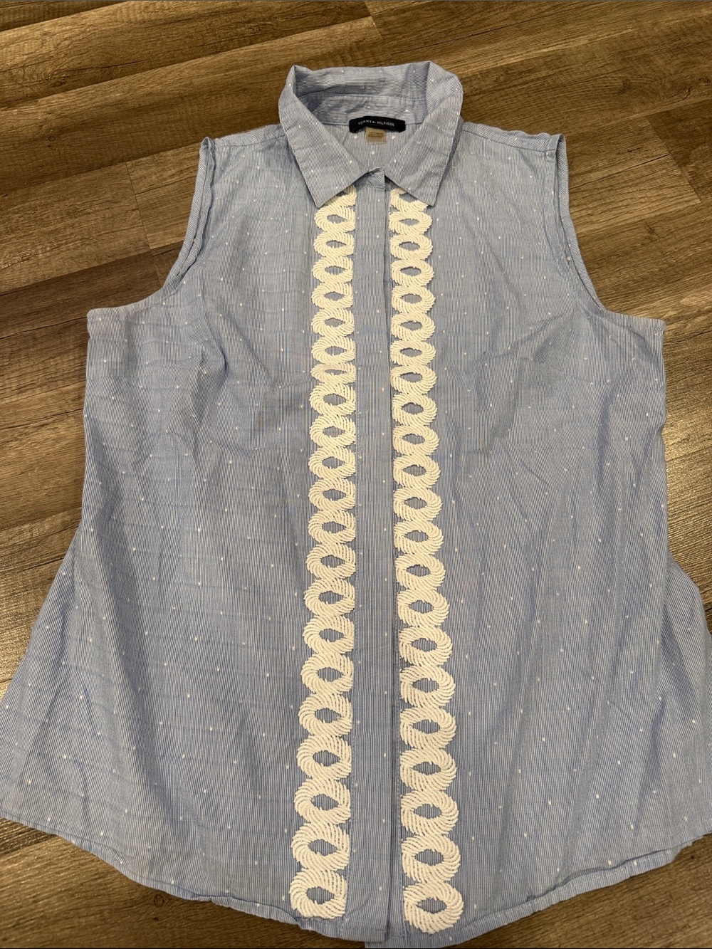 Tommy Hilfiger Small Sleeveless Chambray Lace-Trim Button Front Top - Light Blue